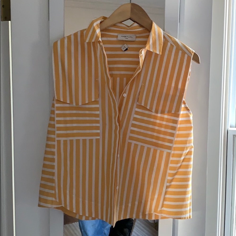 Habitual sleeveless cotton blouse size S